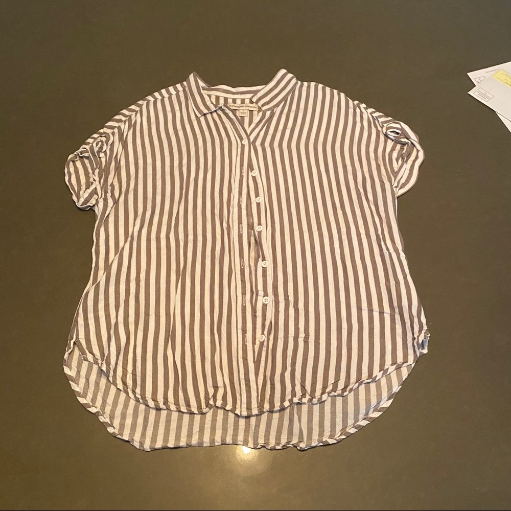 Button Down!